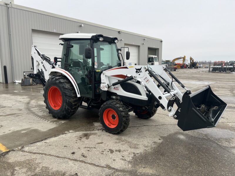 Bobcat CT5550 w/ BH86-5 Backhoe Compact Tractor