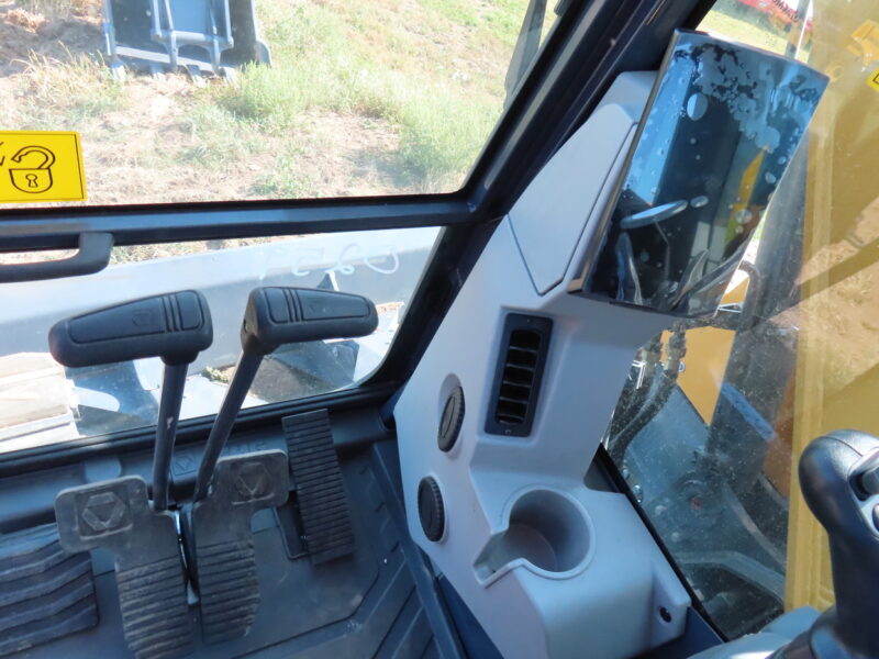 XCMG XE155UCR Excavator - Image 3