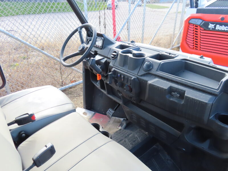 2023 Polaris Pro XD Utility Vehicle - Image 2